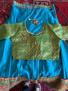 Indian women’s Green Crop top with Gold Accents Size Med